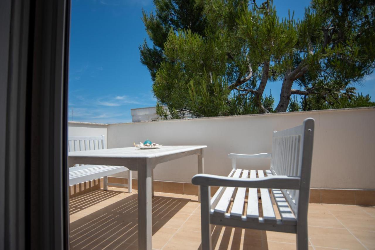 ג'ובינאצו Blu Sun Apartment In Complesso Riva Del Sole מראה חיצוני תמונה