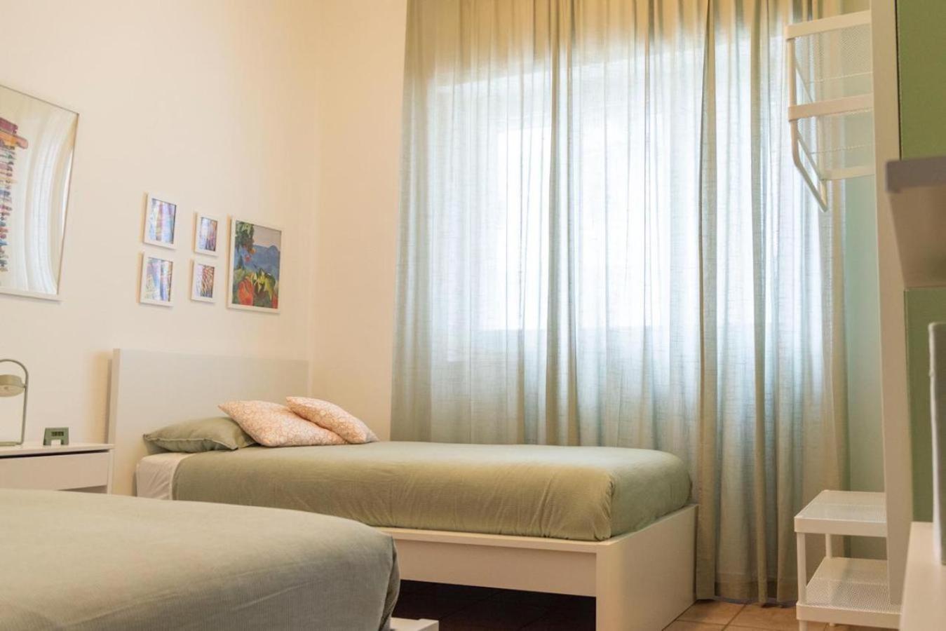 ג'ובינאצו Blu Sun Apartment In Complesso Riva Del Sole מראה חיצוני תמונה