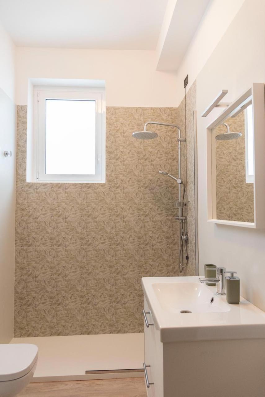 ג'ובינאצו Blu Sun Apartment In Complesso Riva Del Sole מראה חיצוני תמונה