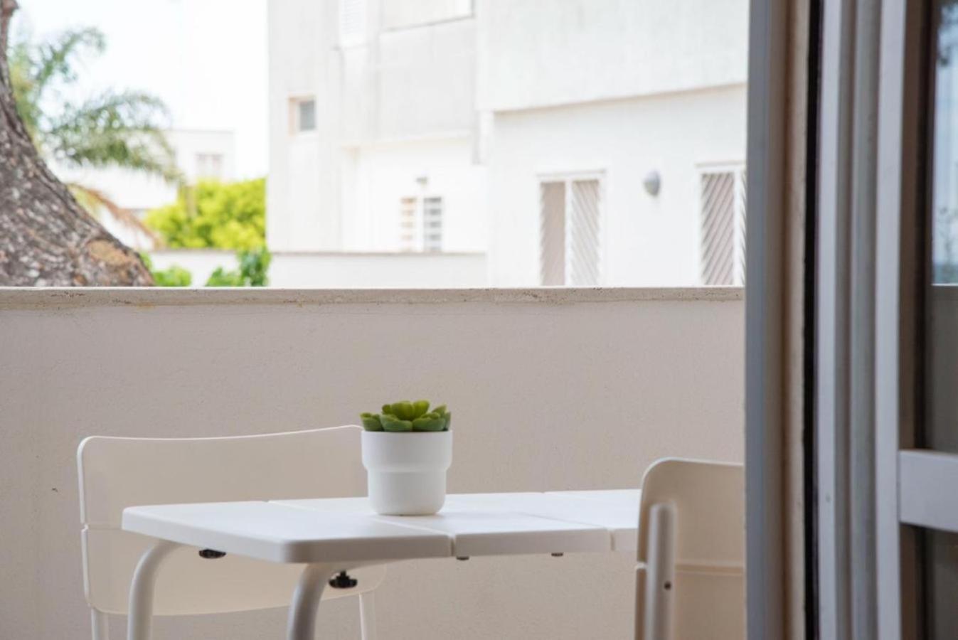 ג'ובינאצו Blu Sun Apartment In Complesso Riva Del Sole מראה חיצוני תמונה