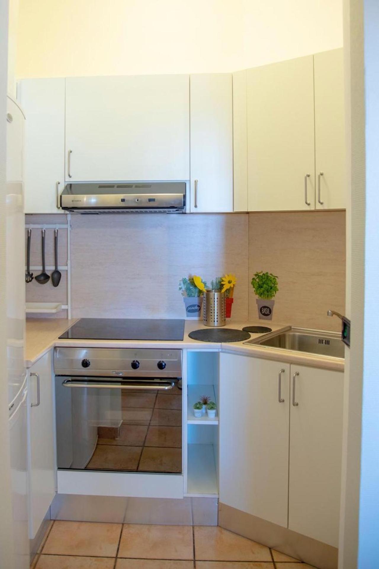 ג'ובינאצו Blu Sun Apartment In Complesso Riva Del Sole מראה חיצוני תמונה